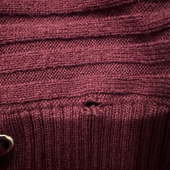 Sweater - Picture 7 of 7